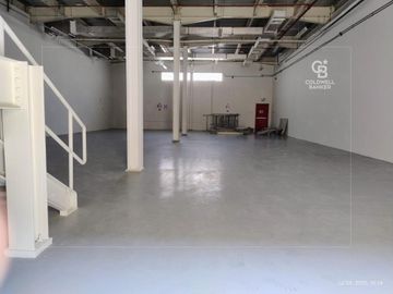Air-conditioned | Road Facing | Prime location - Interior view