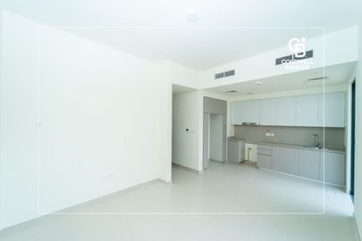 Partial Single Row | Gated Community | Vacant Soon - Interior view