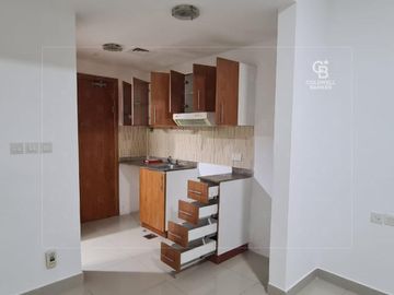 High Floor | Lakeview | Fully Furnished - Interior view
