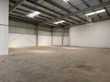 DREC TAX FREE | WAREHOUSE | OFFICE - Interior view
