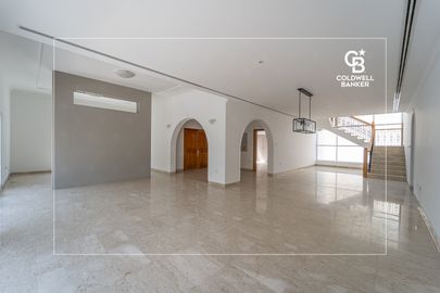 HIGH-END VILLA | PRIVATE POOL AND GARDEN - Interior view