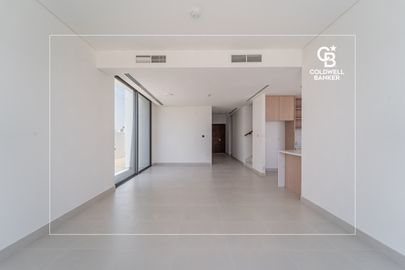 Golf Course View | Large Plot | Near Entrance - Interior view