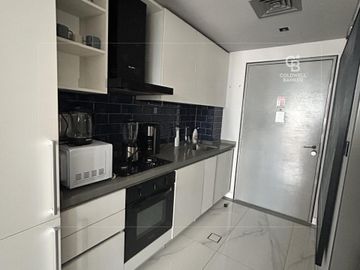 Skyline Views | Furnished | Minutes to Downtown - Interior view