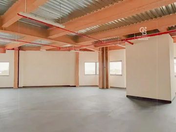 TAX FREE | Brand New | High Quilty | G+M - Interior view