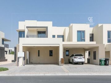 Vacant Soon | Corner | Large Layout |Close to Pool - Interior view
