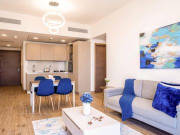 Furnished | High Floor | Laundry room - Interior view
