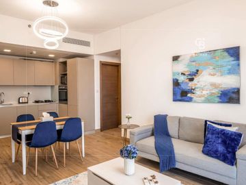 Furnished | High Floor | Laundry room - Interior view