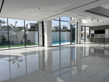 Ultra Luxury | Corner Villa | Custom-built - Interior view
