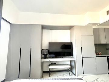 Furnished | Exclusive | Burj Khalifa View | Vacant - Interior view