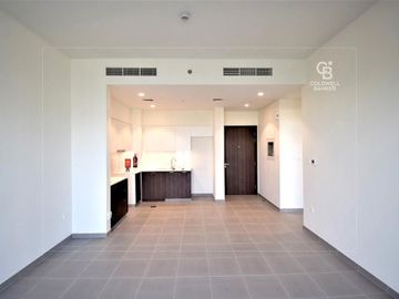 Corner Unit | Golf Course View | Tenanted - Interior view