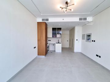 Brand New | Close to Metro | Sunset View - Interior view