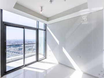 Vacant | 2 Bed + Study | Burj Al Arab View - Interior view