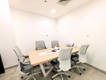 Spacious | Fitted Office | Unfurnished - Interior view