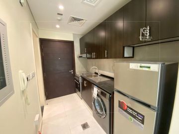 Vacant | Spacious Studio I 8% ROI - Interior view