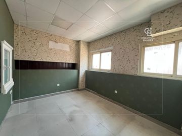 Prime location | Spacious offices | 24 KW - Interior view