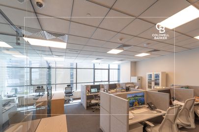 Prime Office Space for Rent in Onyx Tower 2 - Interior view