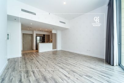 Duplex | Vacant | Creek Marina View - Interior view