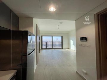 Vacant | New | Excellent Condition - Interior view
