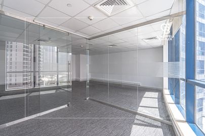 DMCC | Fitted Unit | Lake View - Interior view