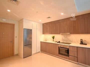 Live by the Beach | Elegant | Amazing Community - Interior view
