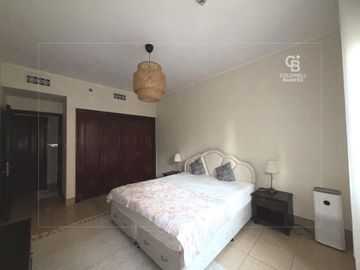 Fully Furnished | Large Layout | Prime Location - Interior view
