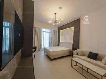 Furnished Studio I Excellent Connectivity - Interior view