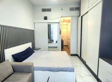 Cheapest On SZR | 10% ROI | Metro | High floor - Interior view