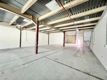 In built mezzanine | 33 KW | Ideal for commercial - Interior view