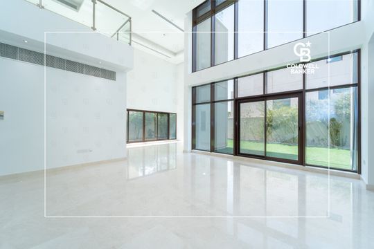 BRAND NEW POOL | BEST LOCATION | READY TO MOVE IN - Dubai property