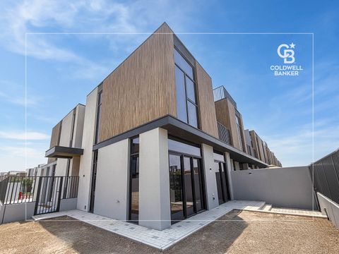 4BR G+2 I Large Plot Size I Garden Facing - Dubai property