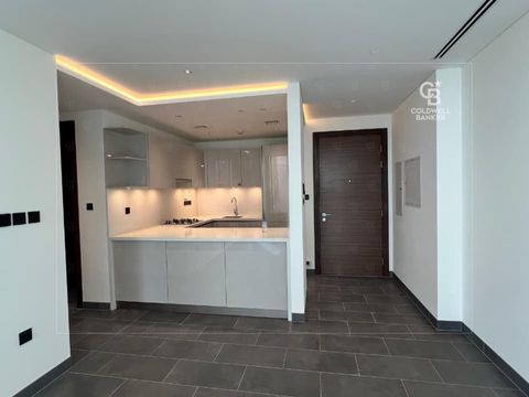 Spacious Layout | 2BR + Study | Vacant - Dubai property