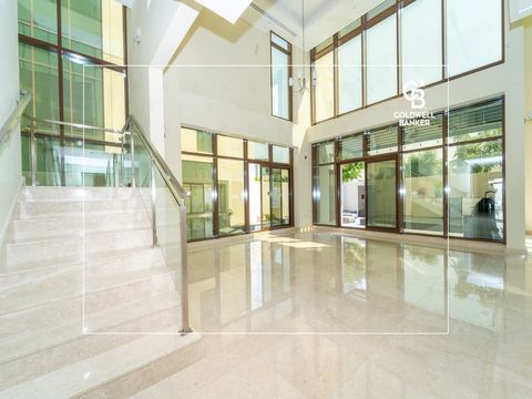 Spacious Layout | Private Pool | Modern - Dubai property
