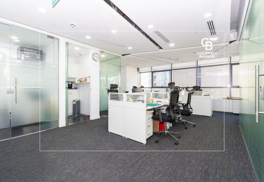 Fitted & Partitioned Office for Rent | Vacant - Dubai property