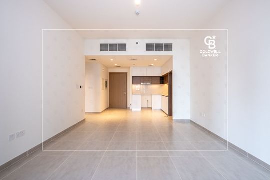 Vacant |  Waterfront Living | Creek View - Dubai property