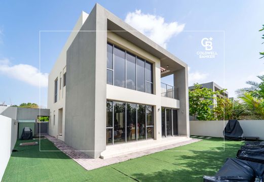 Prime Location | 1st of June | Multiple Cheques - Dubai property