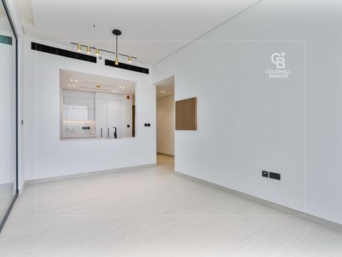 Brand New | Vacant| Ready | Private pool - Dubai property