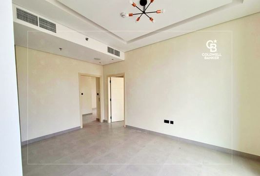 Higher floor | Bright Apartment | Brand New - Dubai property