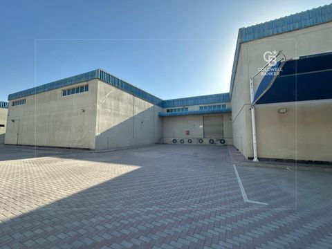 High Ceiling | Well Maintained | Free Parking - Dubai property