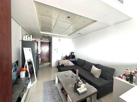 Fully Furnished | Lake View | High Floor - Dubai property