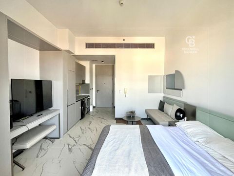 Furnished | Exclusive | Burj Khalifa View | Vacant - Dubai property
