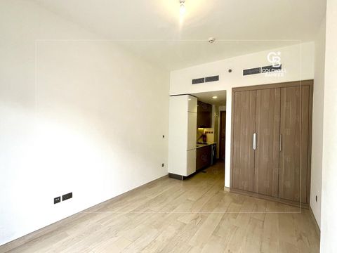 Exclusive | Vacant | Negotiable | Big Layout - Dubai property