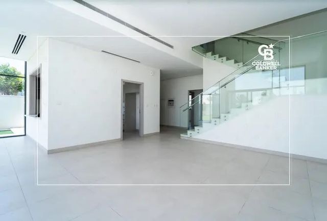 Unit Primary Image