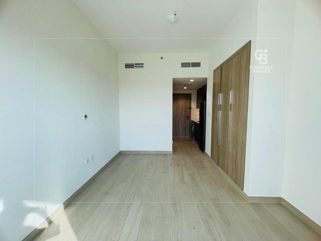 Vacant | New | Excellent Condition