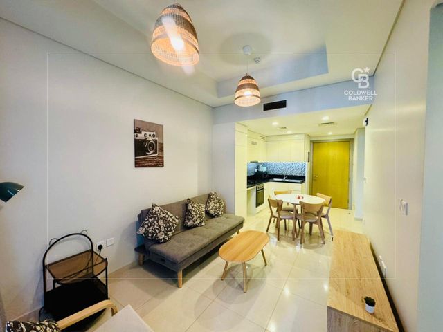 High Floor | Multiple Options | Canal View