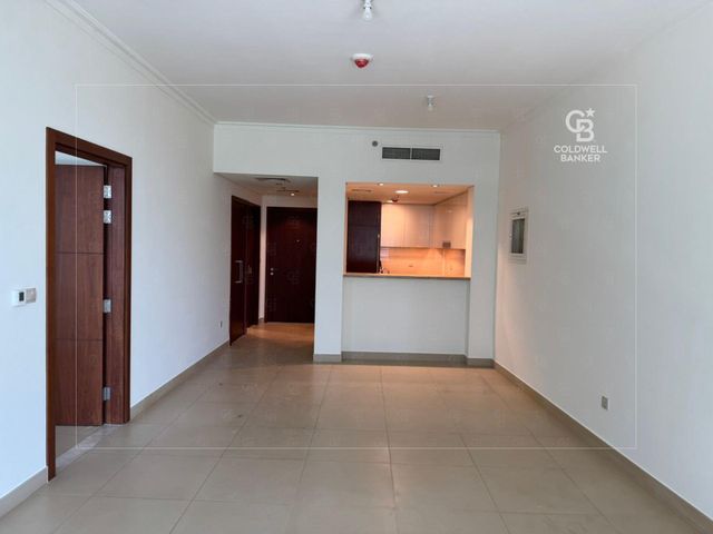 Elegant 1 BR | Burj Vista 2 | Prime Location